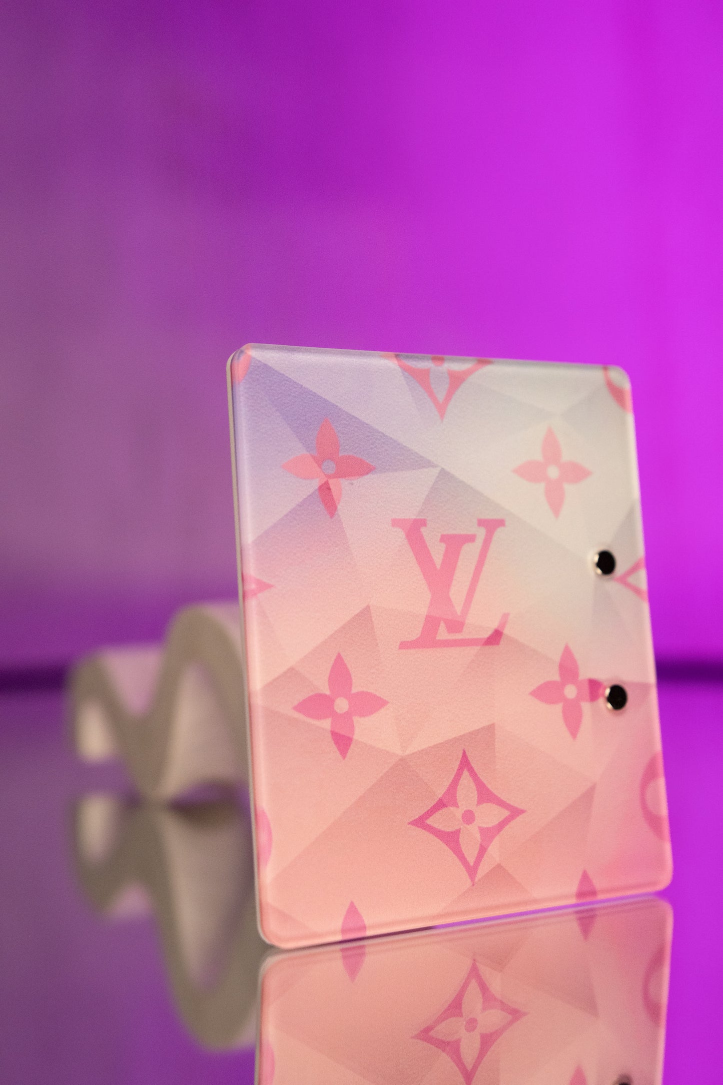 Louie Vutton Lash Tile