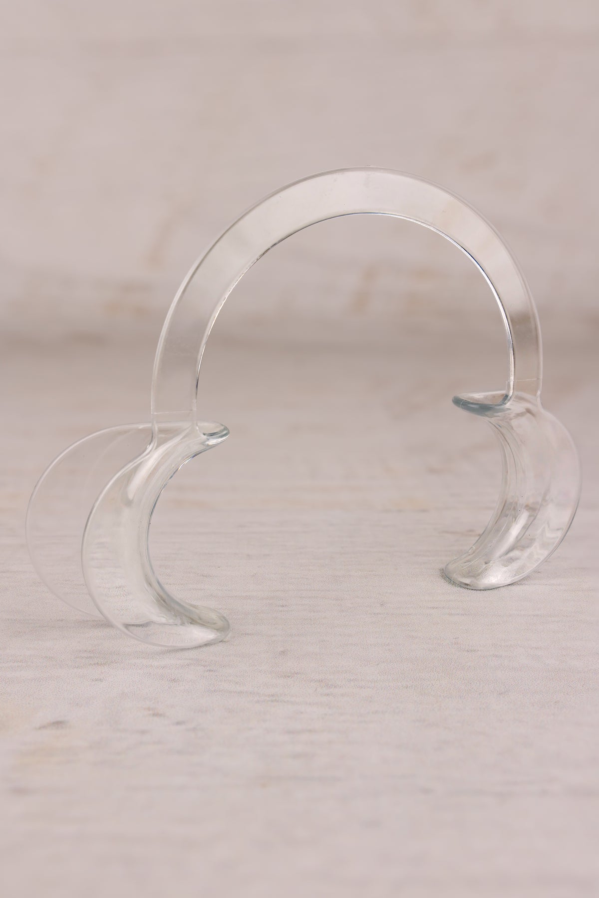 Retractor